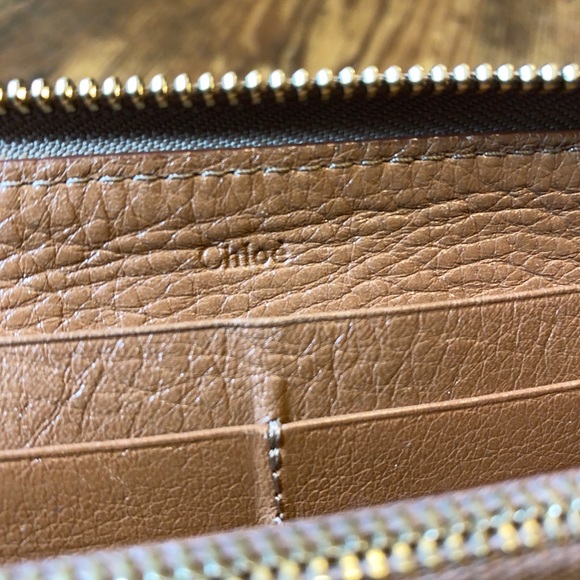 Authentic Chloe Lily Long Wallet - Picture 14 of 16